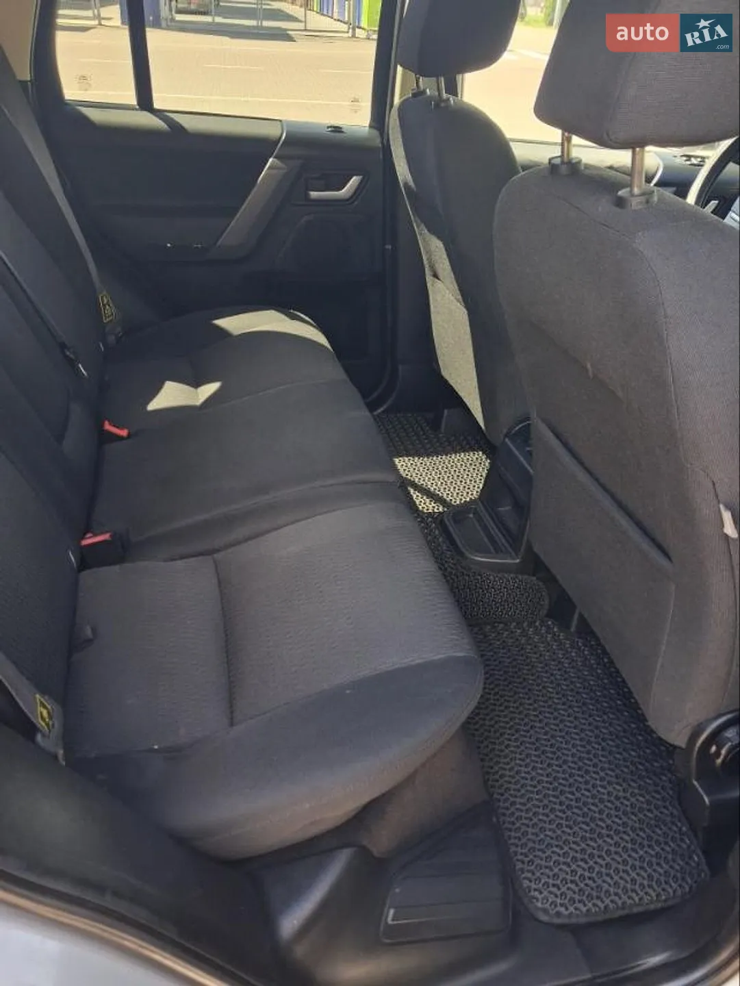 2010 Land Rover Freelander - мініатюра 8
