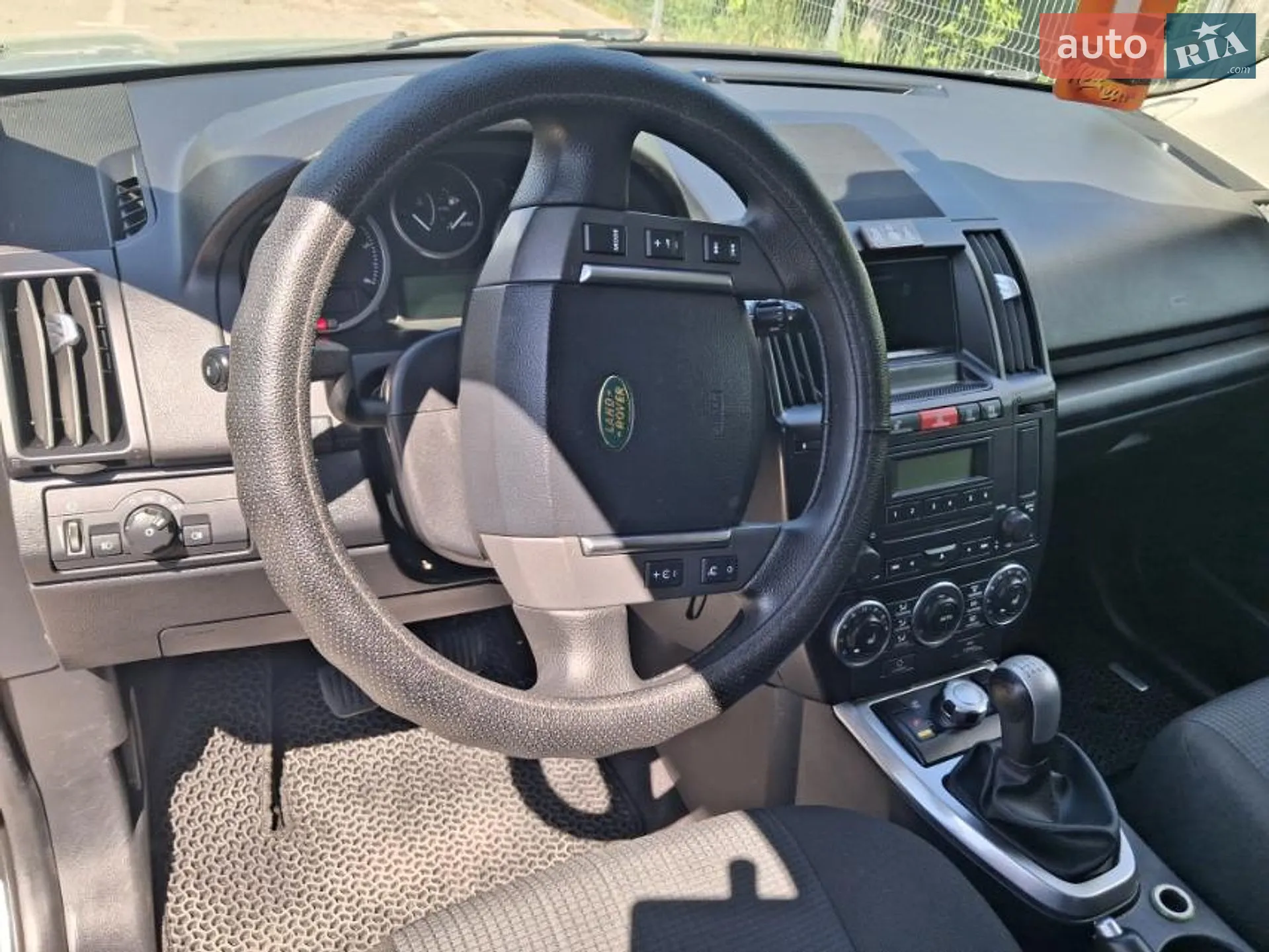 2010 Land Rover Freelander - мініатюра 12