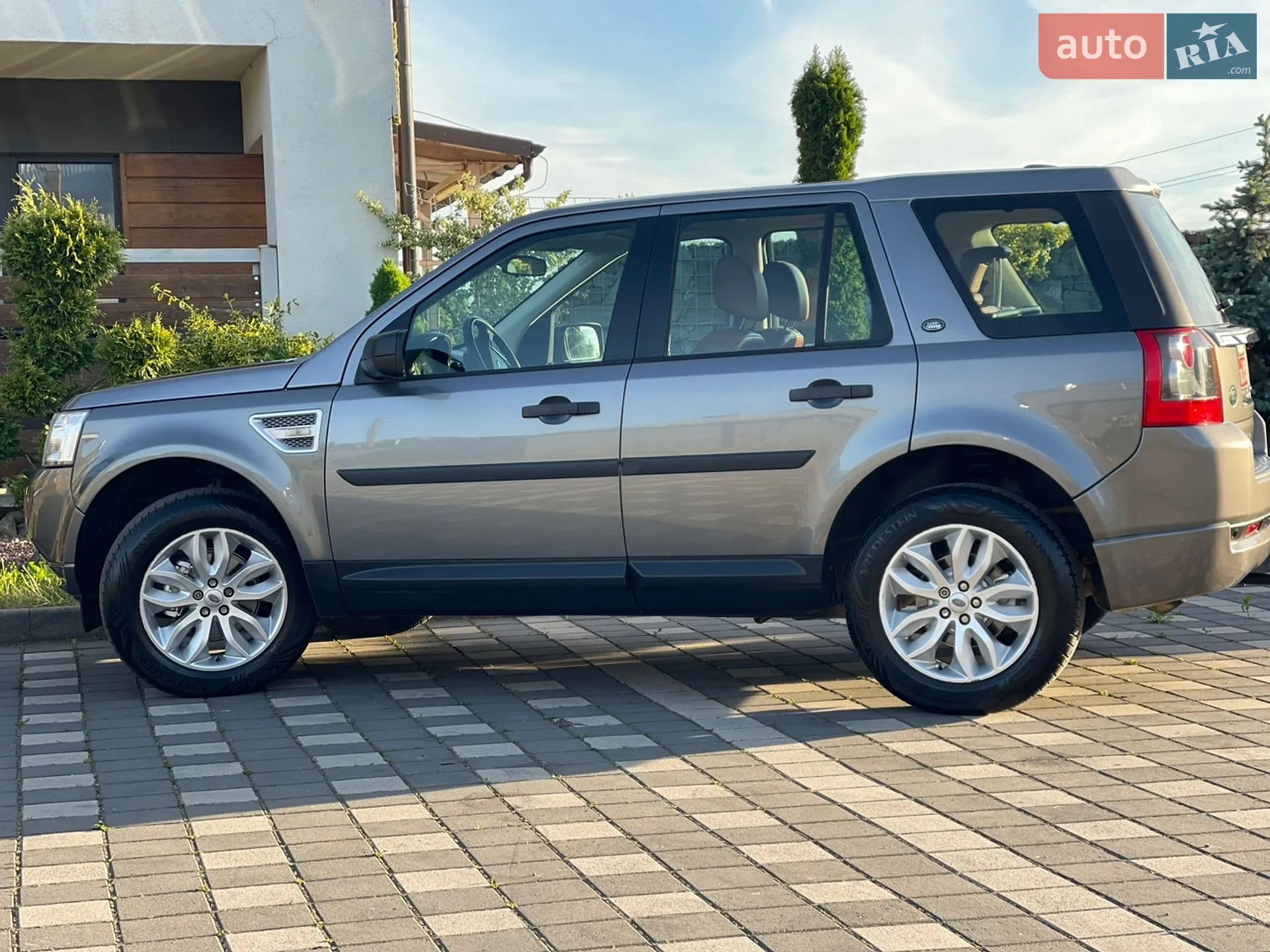 2011 Land Rover Freelander - мініатюра 46