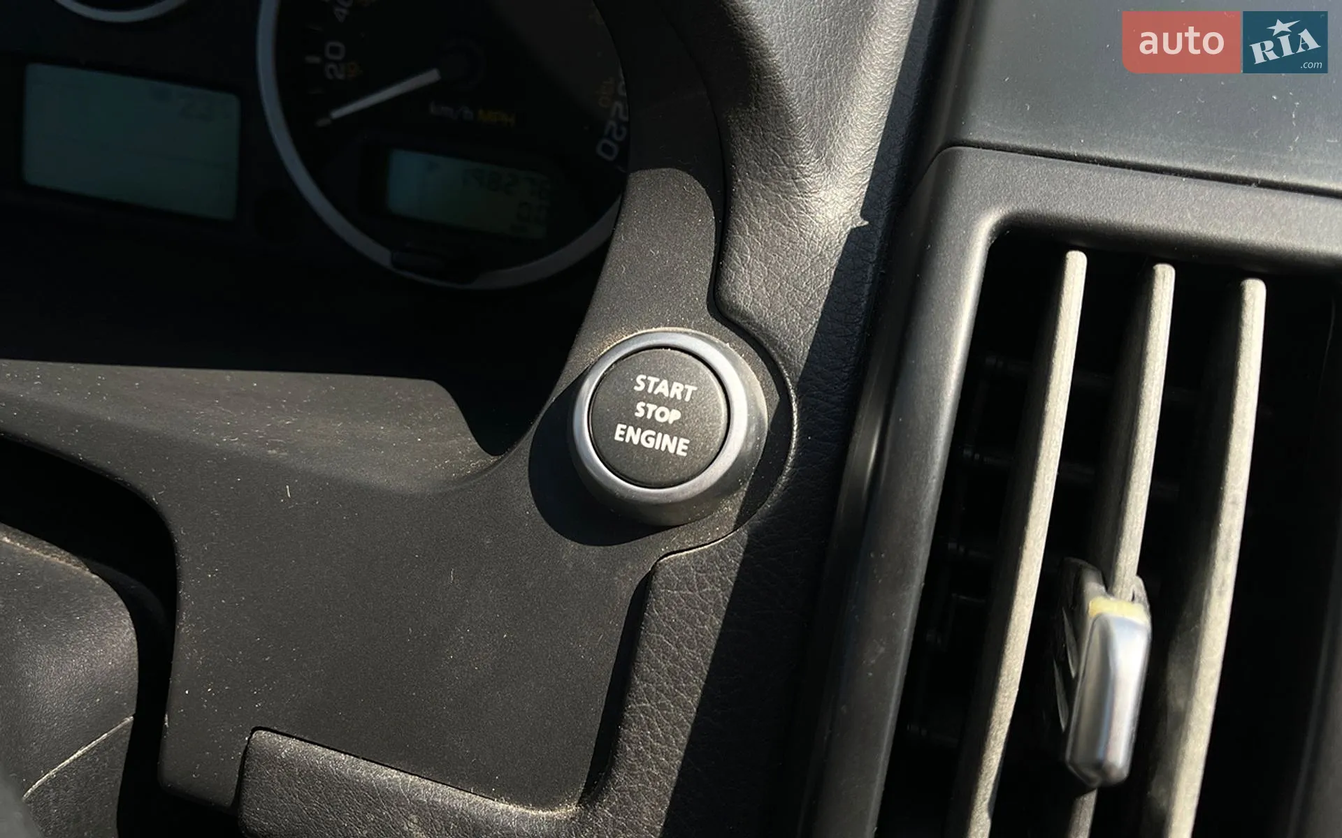 2011 Land Rover Freelander - мініатюра 15