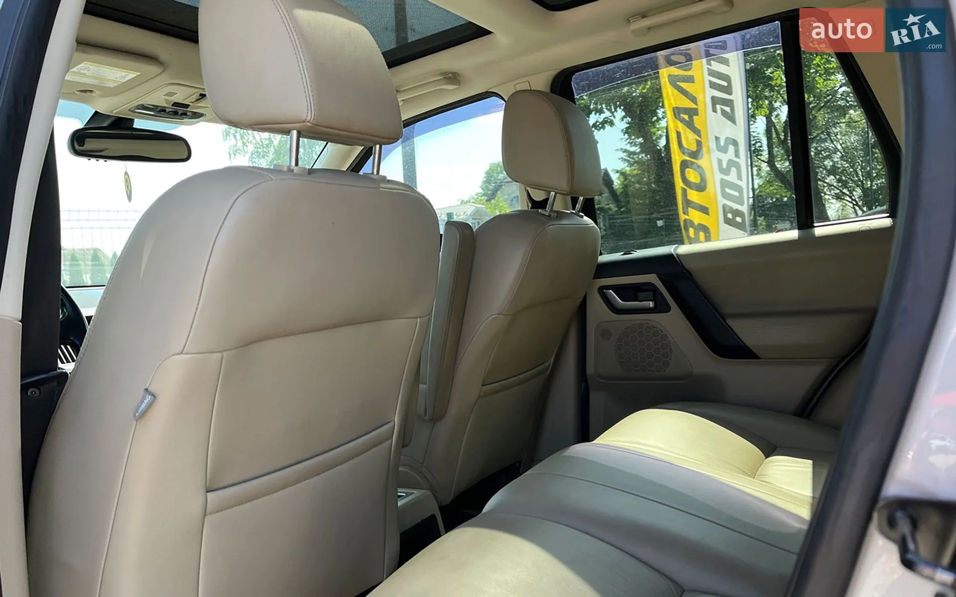 2011 Land Rover Freelander - мініатюра 21