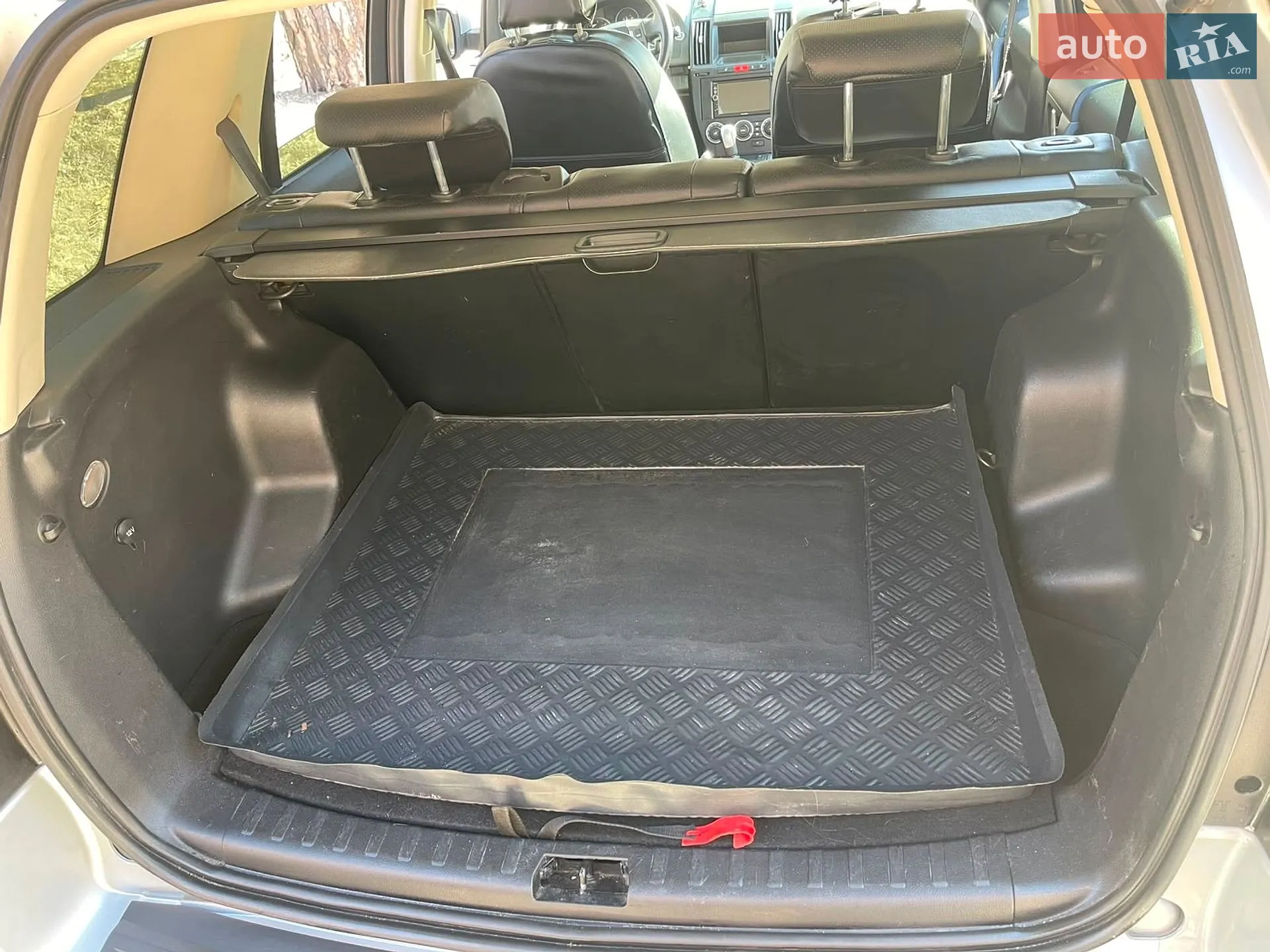 2010 Land Rover Freelander - мініатюра 24