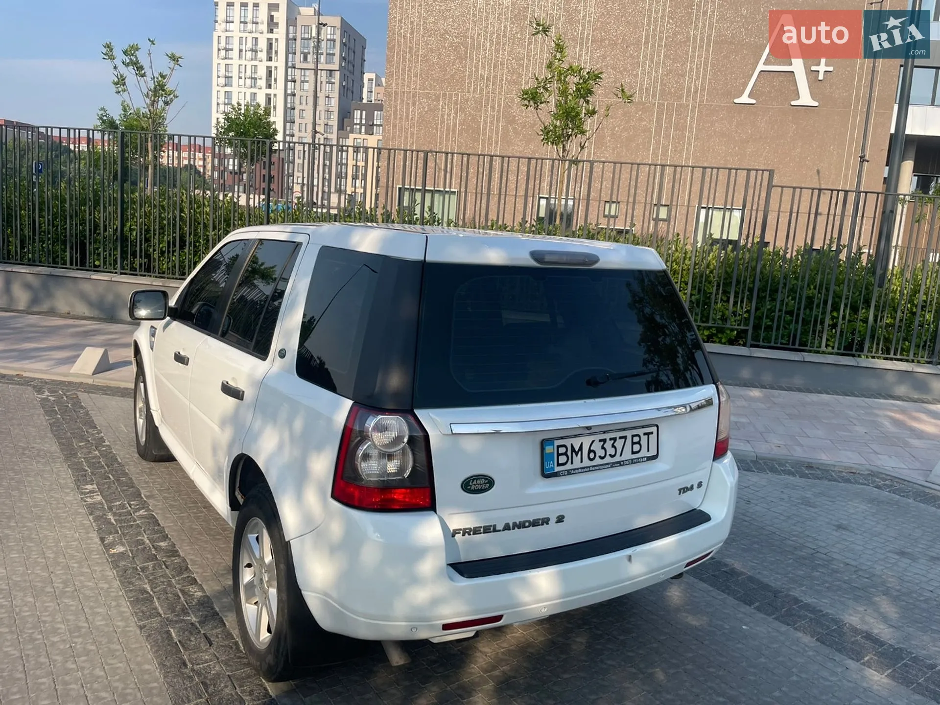 2011 Land Rover Freelander - мініатюра 14
