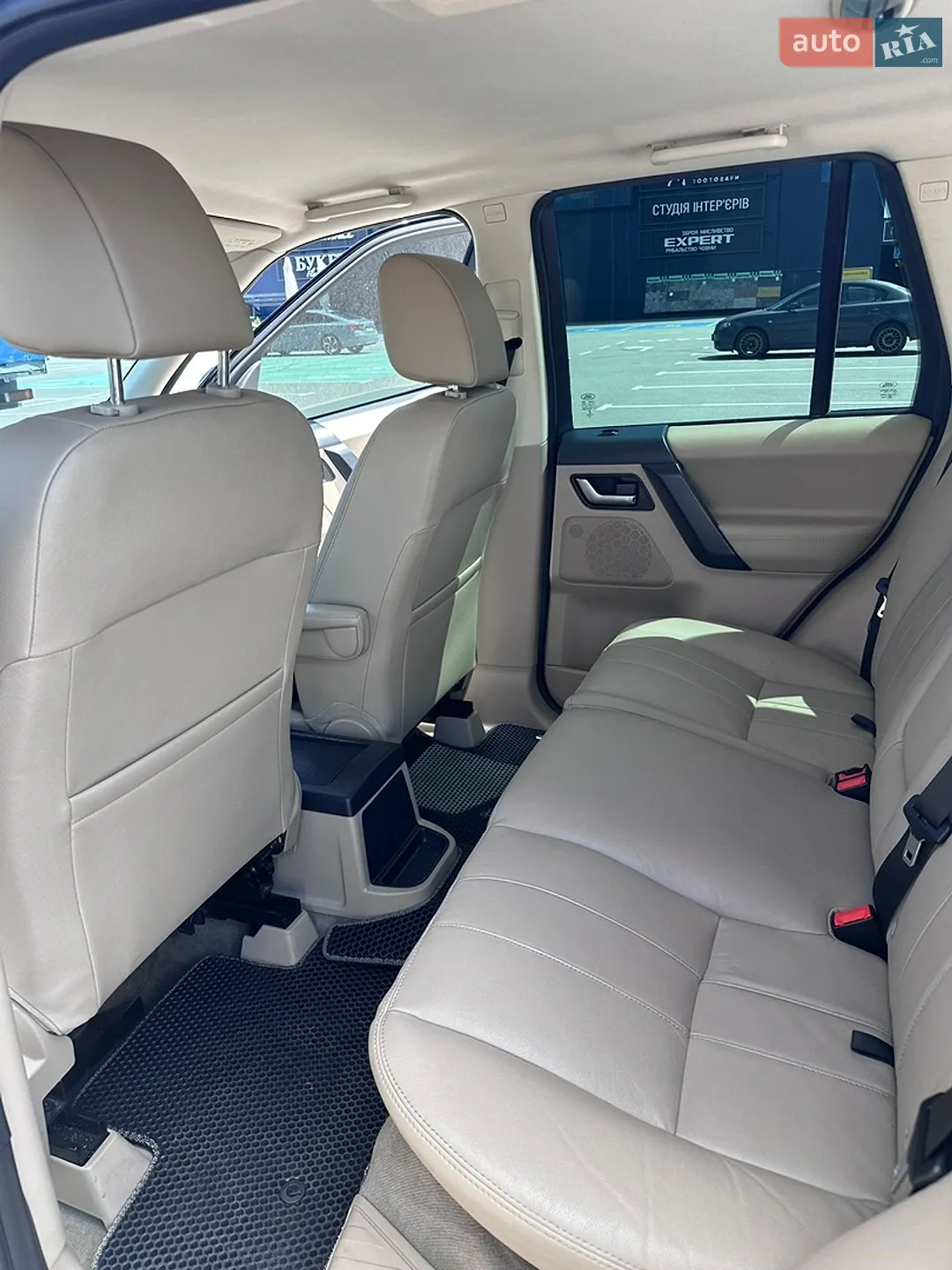 2012 Land Rover Freelander - мініатюра 11