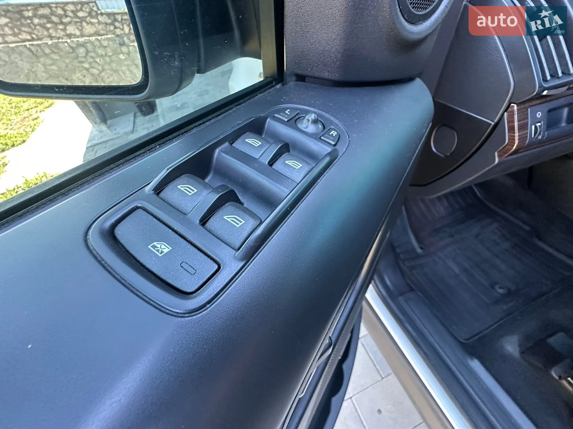 2014 Land Rover Freelander - мініатюра 33
