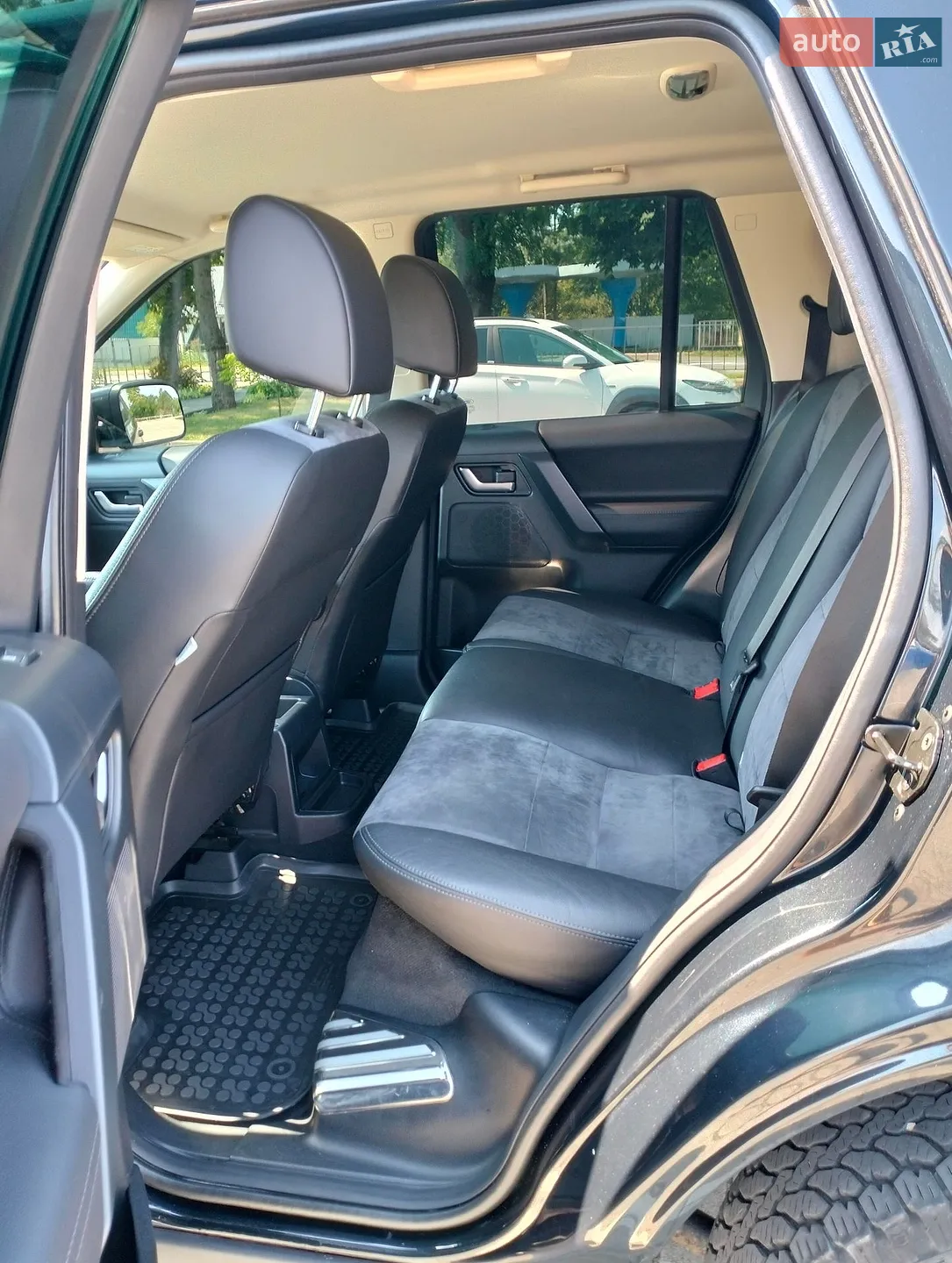 2011 Land Rover Freelander - мініатюра 78