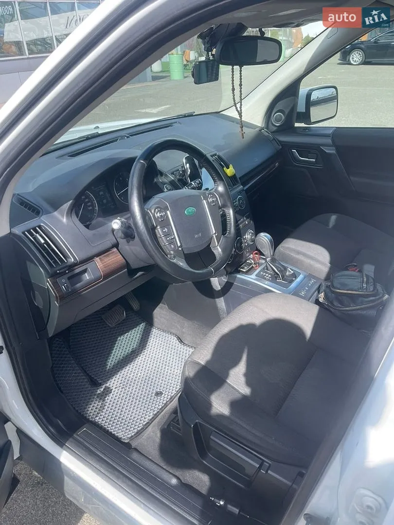 2013 Land Rover Freelander - мініатюра 12