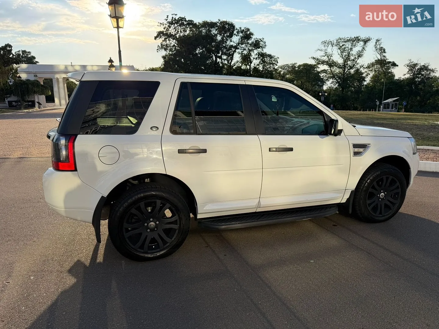 2010 Land Rover Freelander - мініатюра 8
