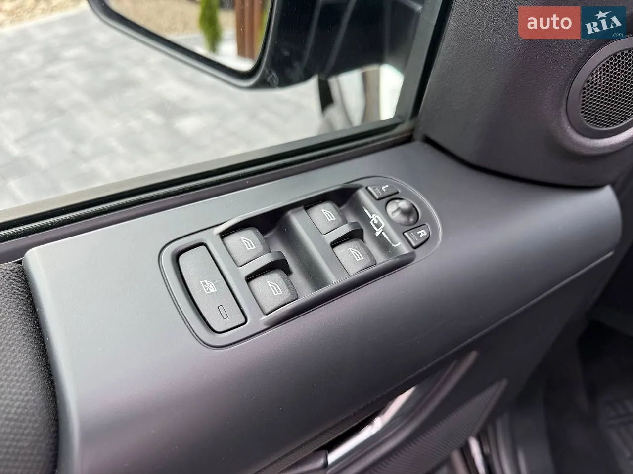 2013 Land Rover Freelander - мініатюра 15
