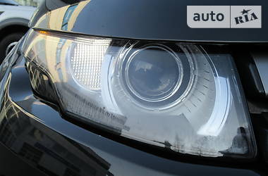 Позашляховик / Кросовер Land Rover Range Rover Evoque 2015 в 