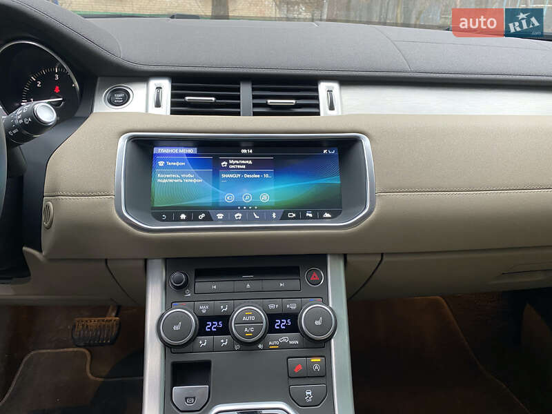 Внедорожник / Кроссовер Land Rover Range Rover Evoque 2016 в Ужгороде