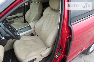 Позашляховик / Кросовер Land Rover Range Rover Evoque 2013 в 