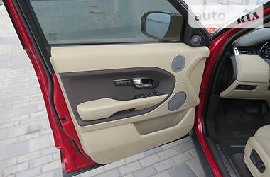 Позашляховик / Кросовер Land Rover Range Rover Evoque 2013 в 