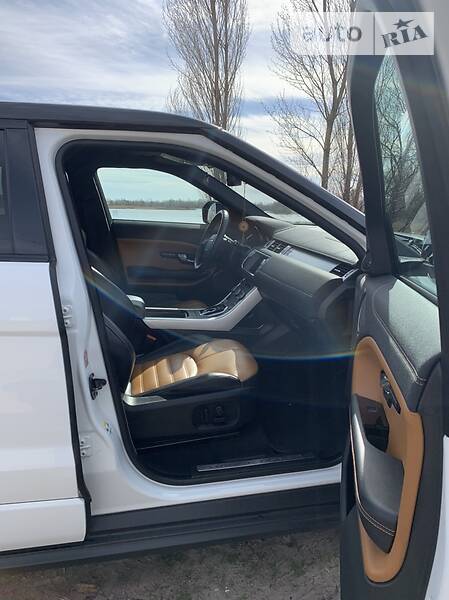 Позашляховик / Кросовер Land Rover Range Rover Evoque 2015 в Києві