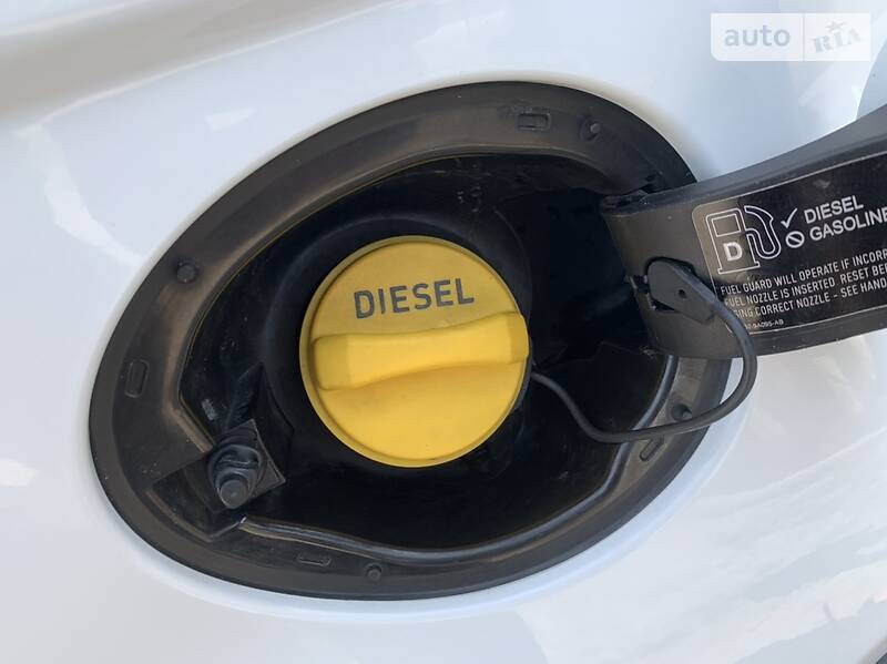 Позашляховик / Кросовер Land Rover Range Rover Evoque 2015 в Києві