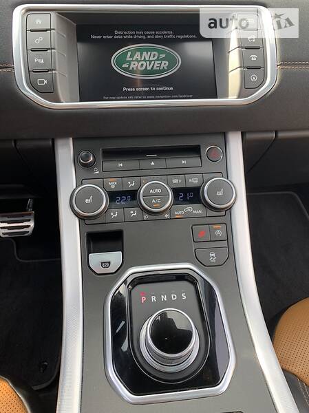 Позашляховик / Кросовер Land Rover Range Rover Evoque 2015 в Києві