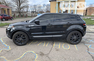 Внедорожник / Кроссовер Land Rover Range Rover Evoque 2015 в Ровно