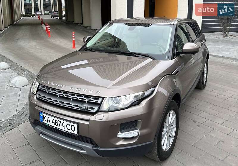 Внедорожник / Кроссовер Land Rover Range Rover Evoque 2015 в Киеве