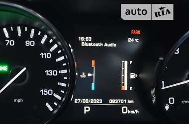 Внедорожник / Кроссовер Land Rover Range Rover Evoque 2015 в 