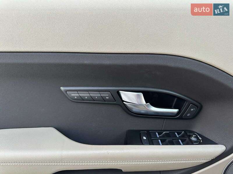 Внедорожник / Кроссовер Land Rover Range Rover Evoque 2015 в Одессе