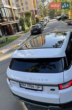 Внедорожник / Кроссовер Land Rover Range Rover Evoque 2015 в 