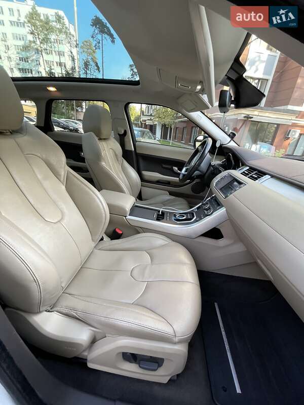 Внедорожник / Кроссовер Land Rover Range Rover Evoque 2015 в Киеве
