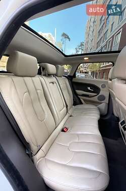 Внедорожник / Кроссовер Land Rover Range Rover Evoque 2015 в 