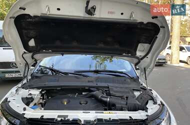 Внедорожник / Кроссовер Land Rover Range Rover Evoque 2015 в 