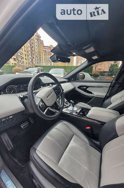 Внедорожник / Кроссовер Land Rover Range Rover Evoque 2022 в 