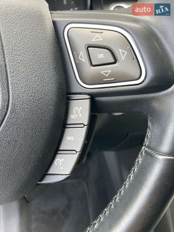 Внедорожник / Кроссовер Land Rover Range Rover Evoque 2018 в Львове фото 39 Внедорожник / Кроссовер Land Rover Range Rover Evoque 2018 в Львове