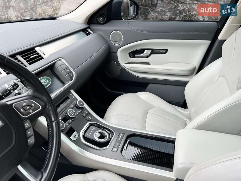 Внедорожник / Кроссовер Land Rover Range Rover Evoque 2015 в Киеве