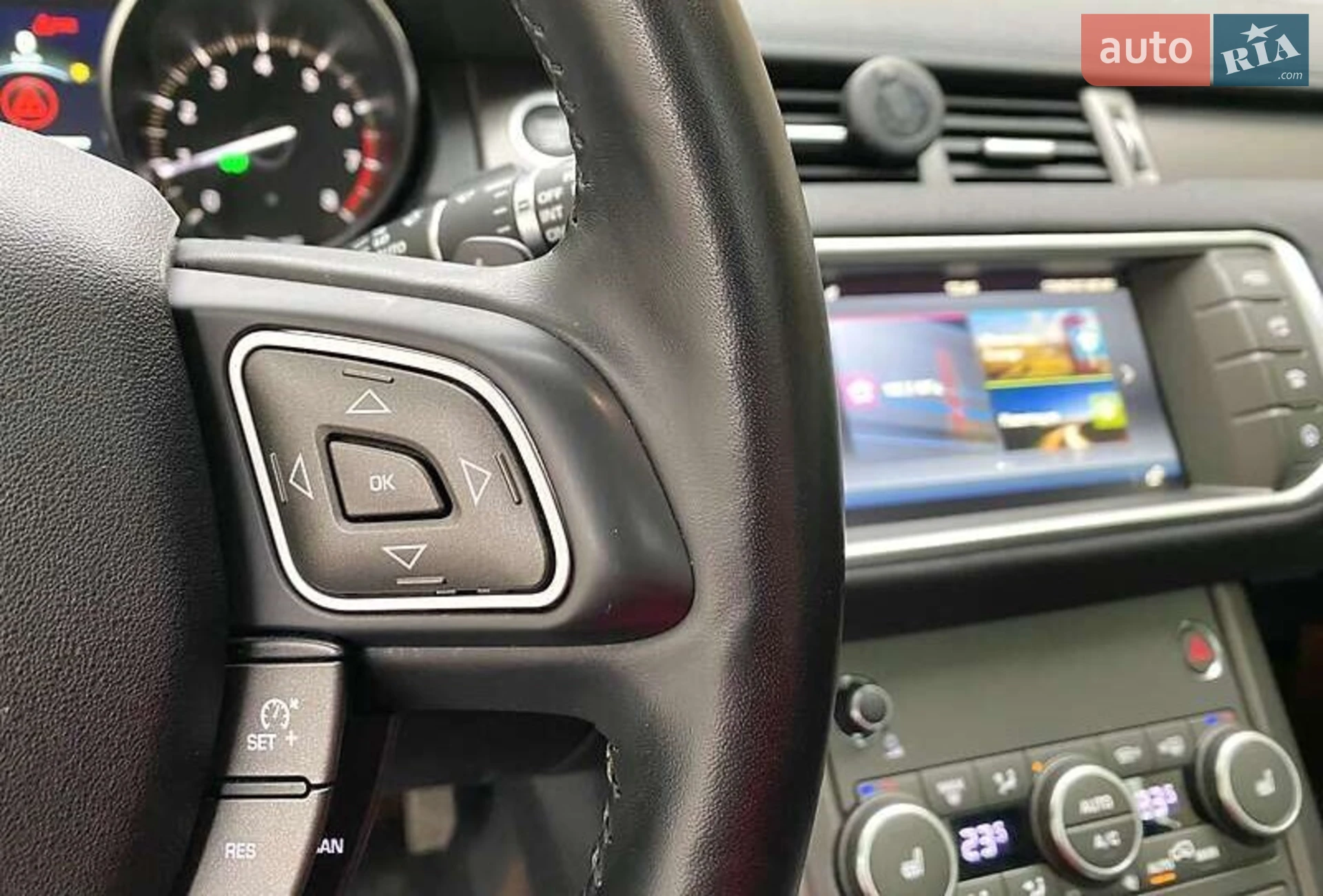 2018 Land Rover Range Rover Evoque - мініатюра 25