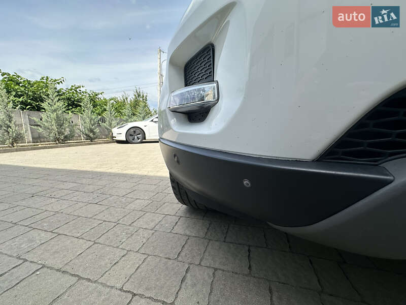 Позашляховик / Кросовер Land Rover Range Rover Evoque 2015 в Мукачевому