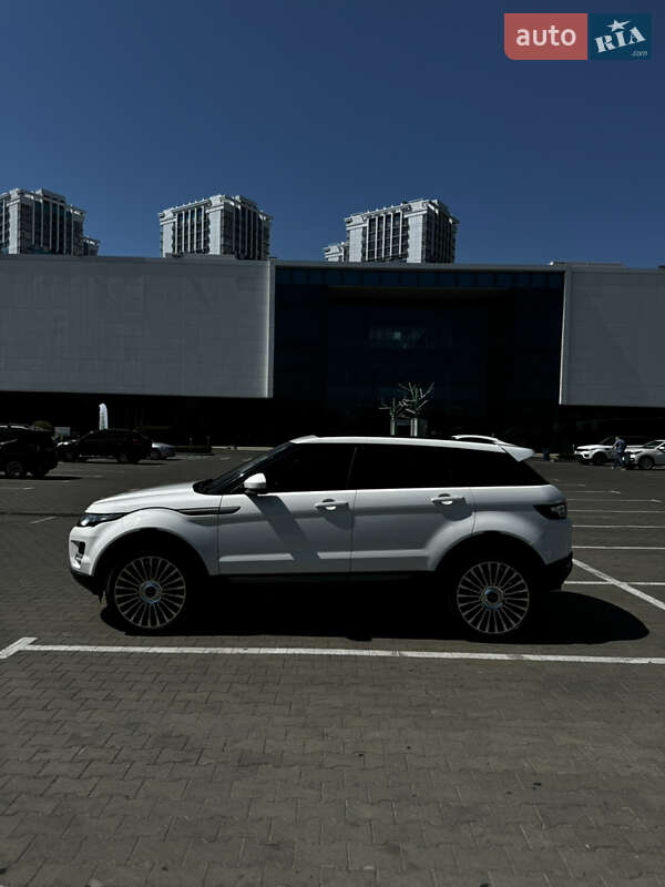 Внедорожник / Кроссовер Land Rover Range Rover Evoque 2015 в Одессе фото 2 Внедорожник / Кроссовер Land Rover Range Rover Evoque 2015 в Одессе