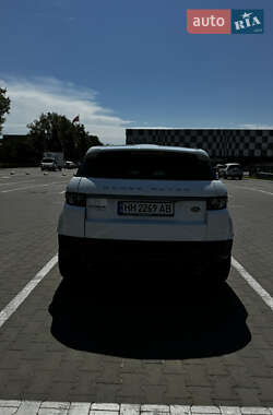 Внедорожник / Кроссовер Land Rover Range Rover Evoque 2015 в 