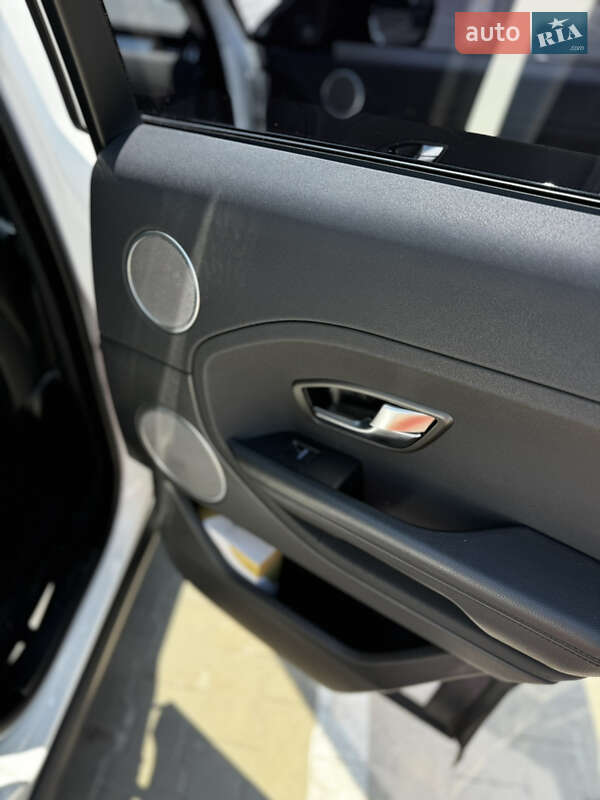 Внедорожник / Кроссовер Land Rover Range Rover Evoque 2015 в Одессе фото 17 Внедорожник / Кроссовер Land Rover Range Rover Evoque 2015 в Одессе