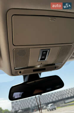 Внедорожник / Кроссовер Land Rover Range Rover Evoque 2015 в 