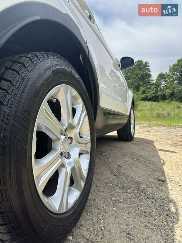 Внедорожник / Кроссовер Land Rover Range Rover Evoque 2016 в Черновцах