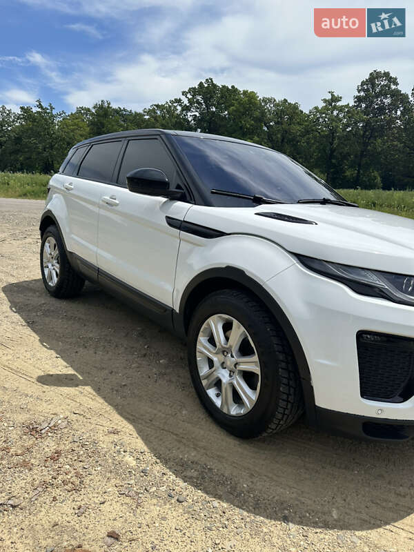 Внедорожник / Кроссовер Land Rover Range Rover Evoque 2016 в Черновцах