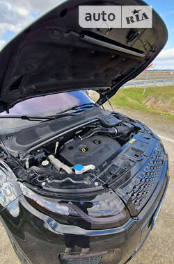 Внедорожник / Кроссовер Land Rover Range Rover Evoque 2015 в 
