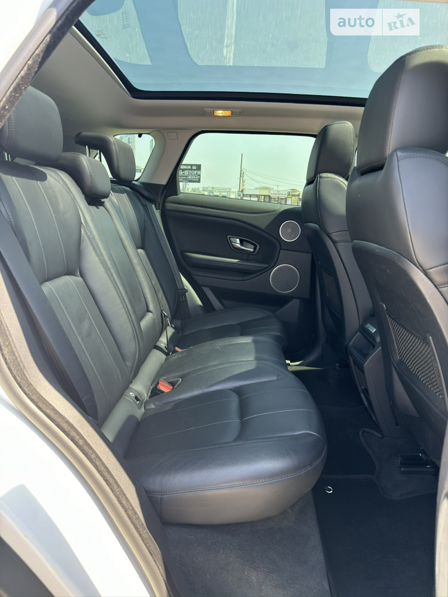 2016 Land Rover Range Rover Evoque - мініатюра 18