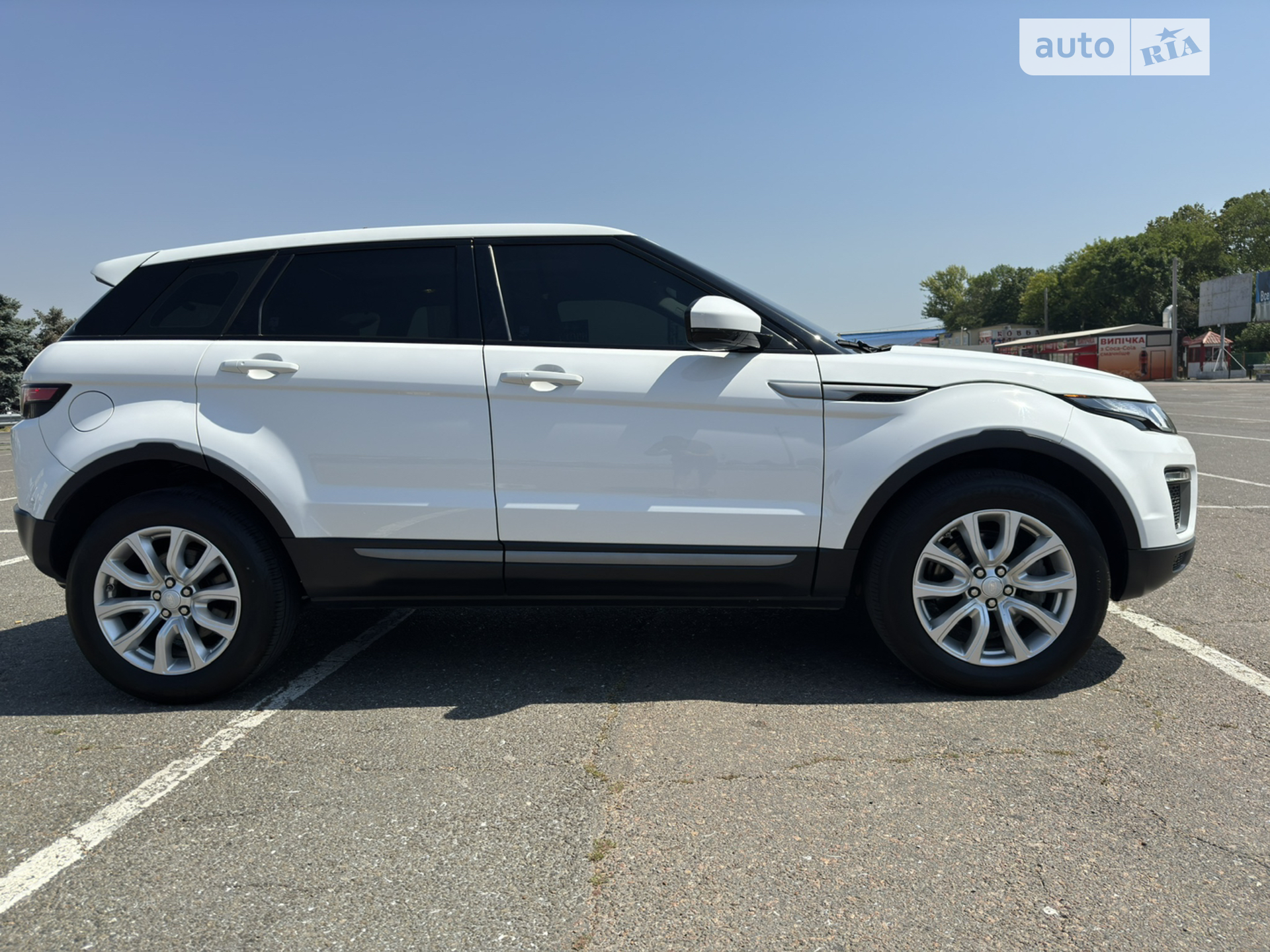 2016 Land Rover Range Rover Evoque - мініатюра 2