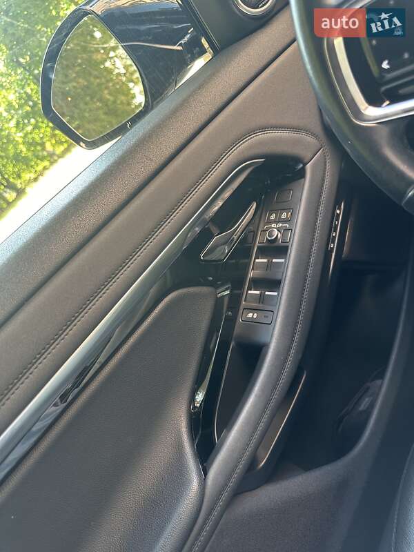 Позашляховик / Кросовер Land Rover Range Rover Evoque 2021 в Черкасах