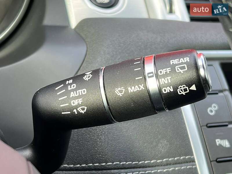 Позашляховик / Кросовер Land Rover Range Rover Evoque 2018 в Києві