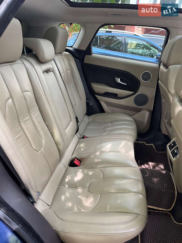 Внедорожник / Кроссовер Land Rover Range Rover Evoque 2014 в Тернополе