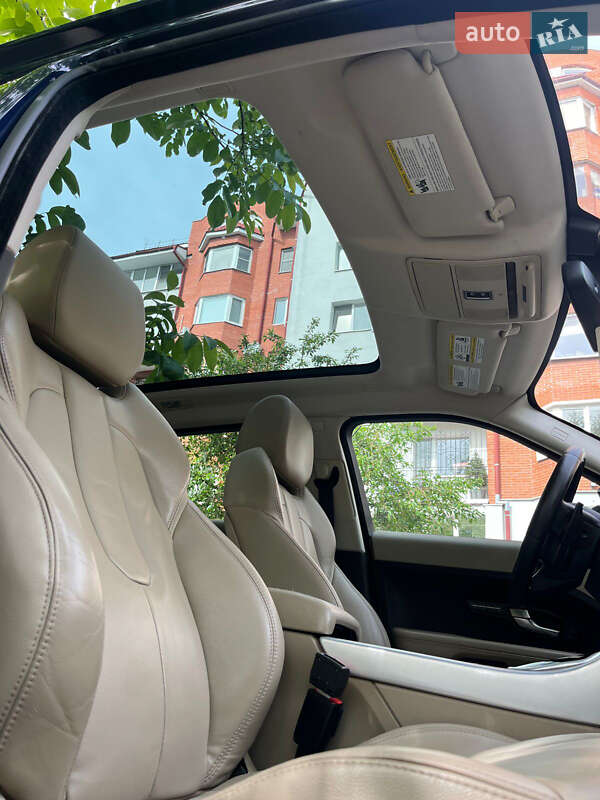 Внедорожник / Кроссовер Land Rover Range Rover Evoque 2014 в Тернополе