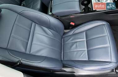 Внедорожник / Кроссовер Land Rover Range Rover Evoque 2019 в 