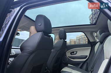 Внедорожник / Кроссовер Land Rover Range Rover Evoque 2017 в 