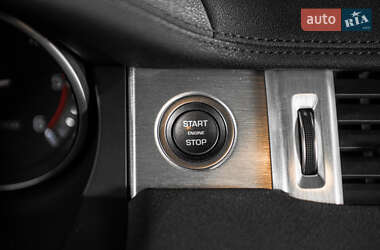 Внедорожник / Кроссовер Land Rover Range Rover Evoque 2012 в 