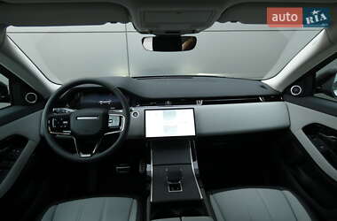 Позашляховик / Кросовер Land Rover Range Rover Evoque 2024 в 